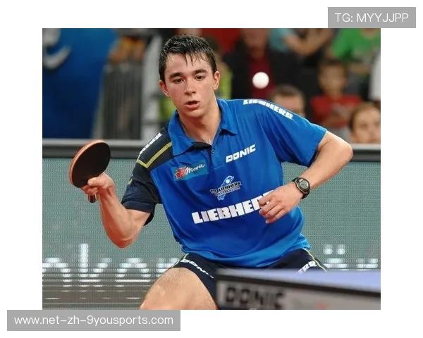 帕尔马曼科苏力量变化处理球极为灵活